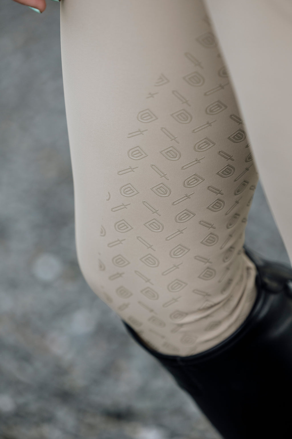 DW Endura Basic-B Breech Navy Trim