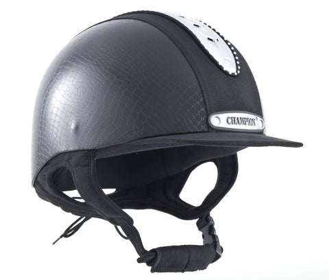 Champion evolution conture helmet . PAS 015 2011. VG01 01 2012